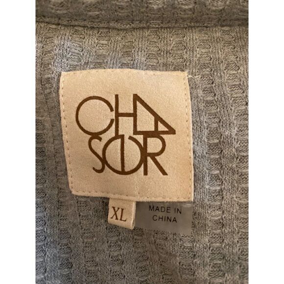 Chaser women's grey long sleeve with buttons, waffle knit round neck sweater XL - Picture 8 of 9